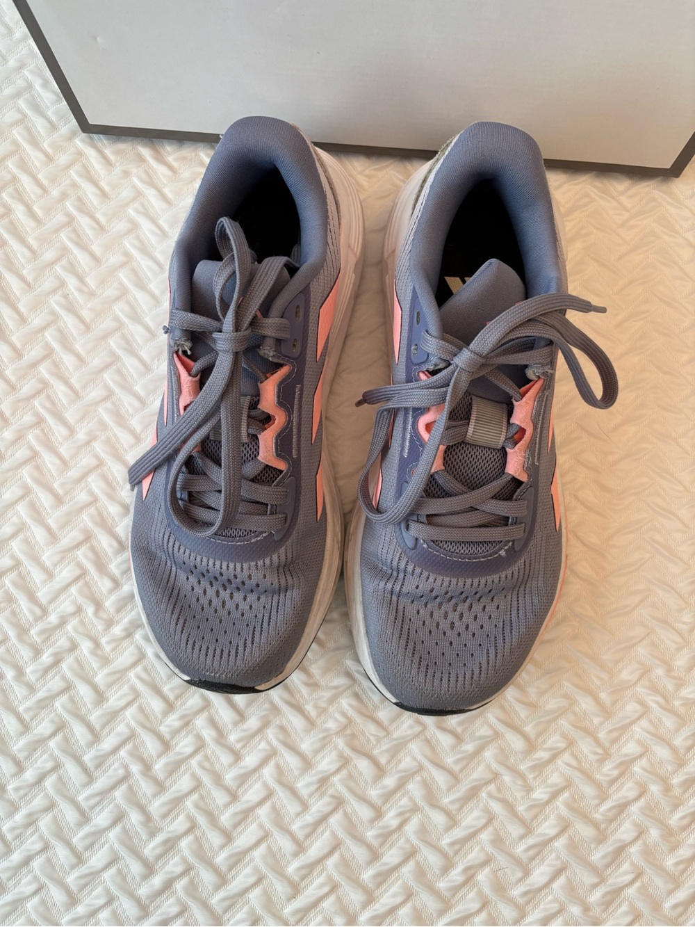 Adidas Athletic Sneakers Purple with Pink Accents Women’s 7